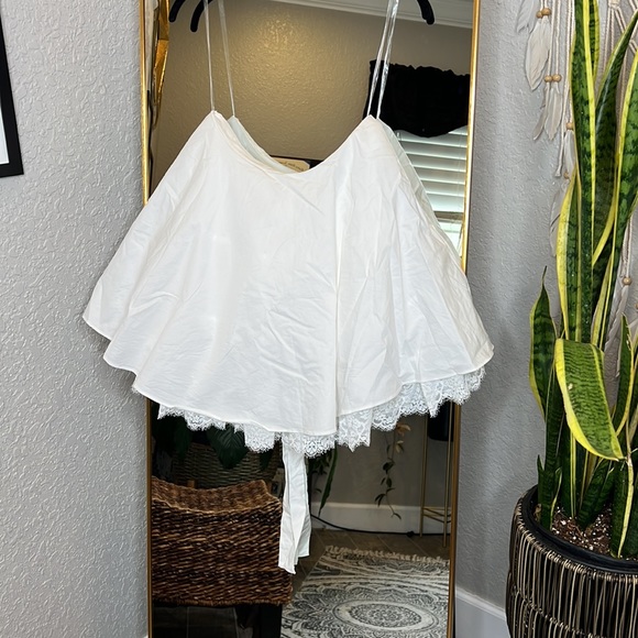 HOUSE OF CB 'Nahla' White Bow Mini Skirt NWOT - Picture 9 of 14